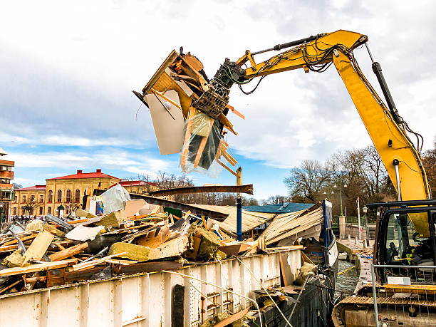 Best Garage Cleanout Services  in Blue Springs, MO